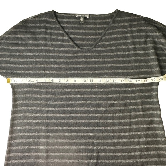 Eileen Fisher Merino Wool Sweater. Size Medium - Picture 3 of 5